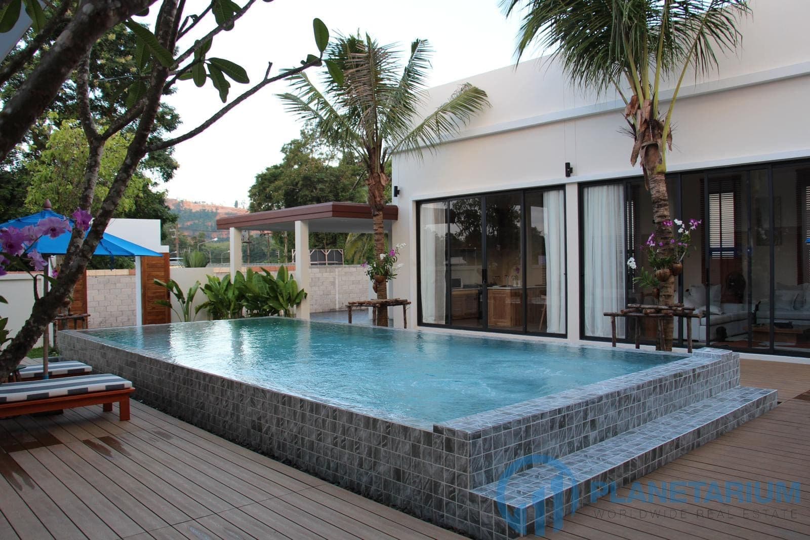 5 Bedrooms villa for rent at Cherngtalay — photo 1