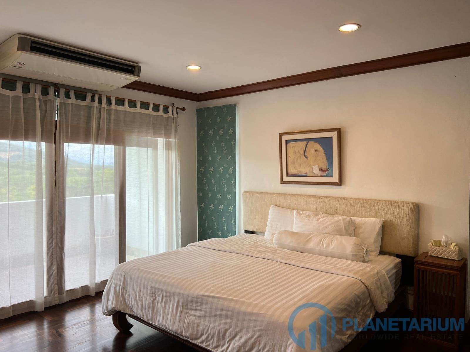 3 bedrooms penthouse in blue canyon resale — photo 2