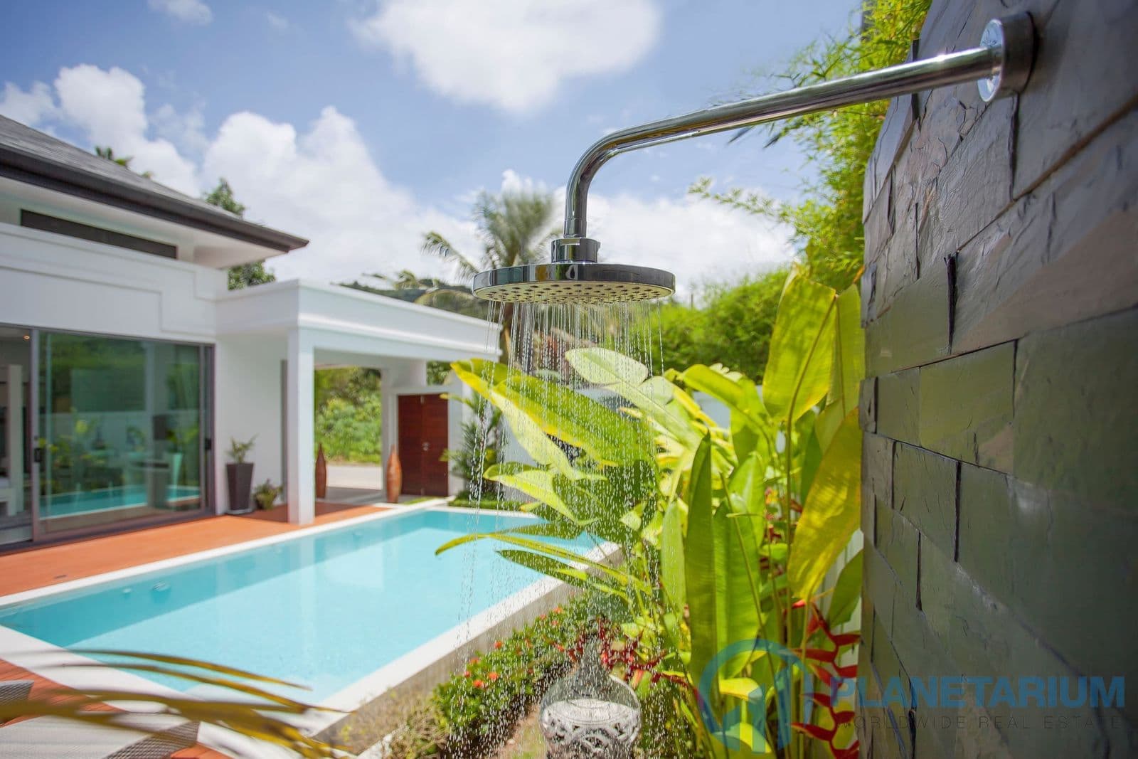 2 Bedrooms Isawan Villa Rawai — photo 4