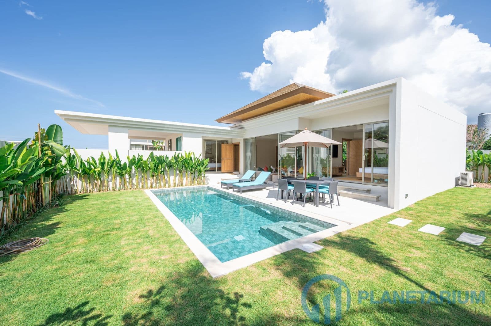 3 Bedrooms Trichada luxury villa for rent — photo 3