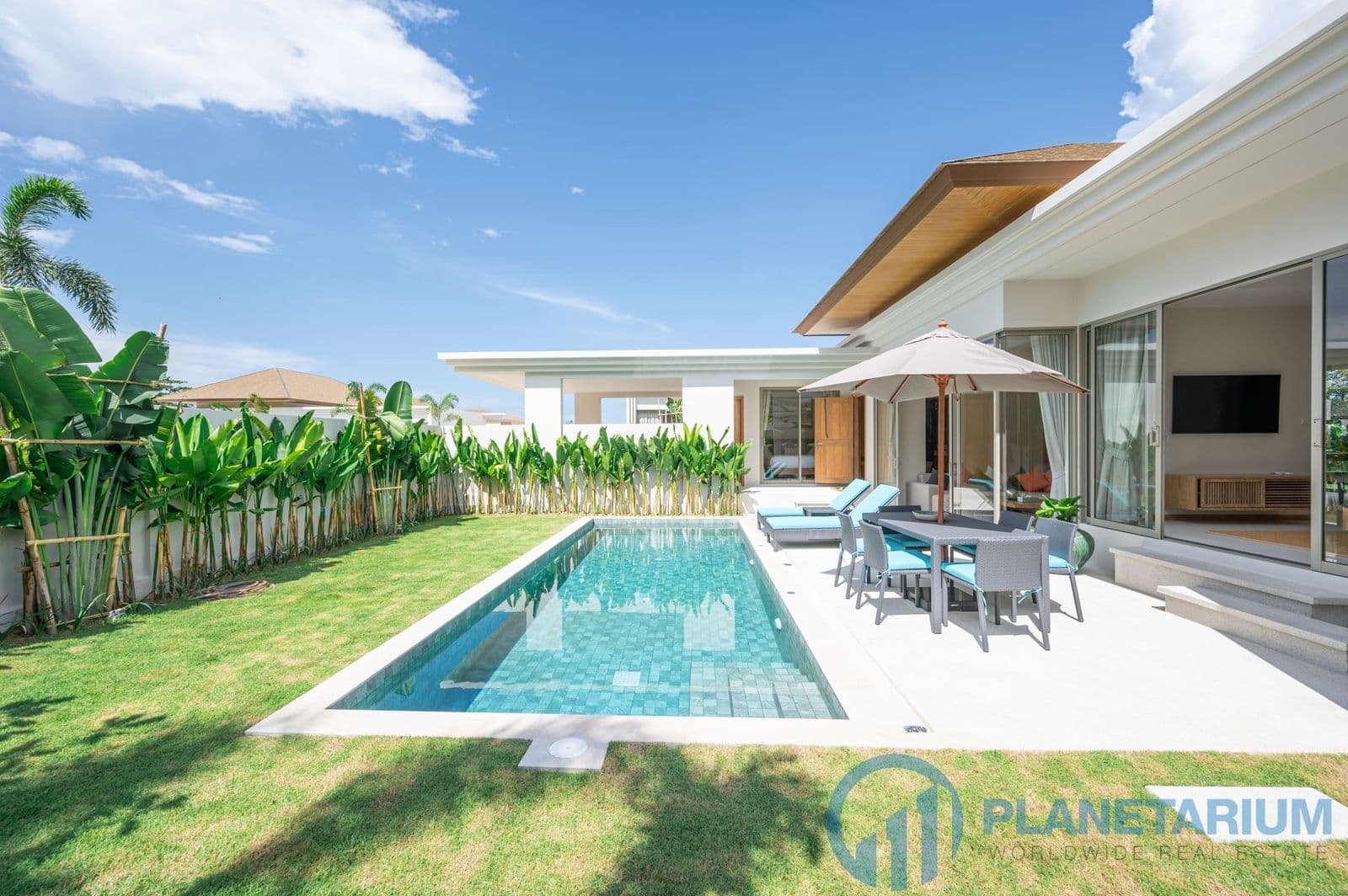 3 Bedrooms Trichada luxury villa for rent — photo 4