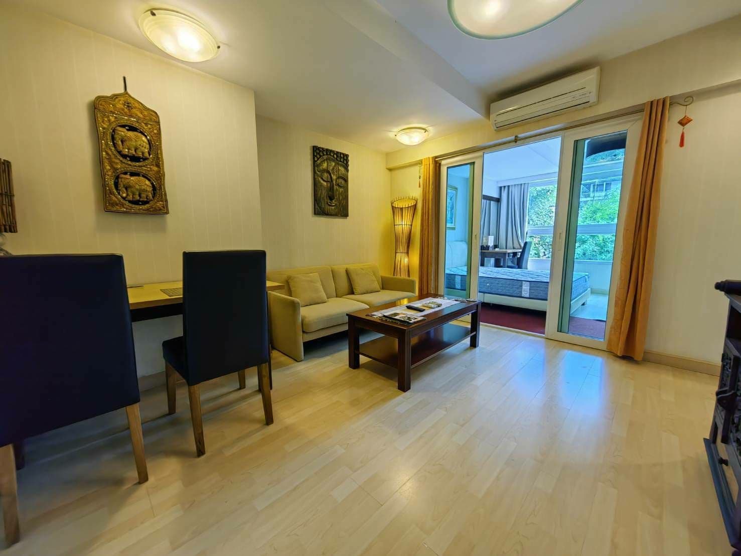 1 Bedroom Royal place for rent — photo 2