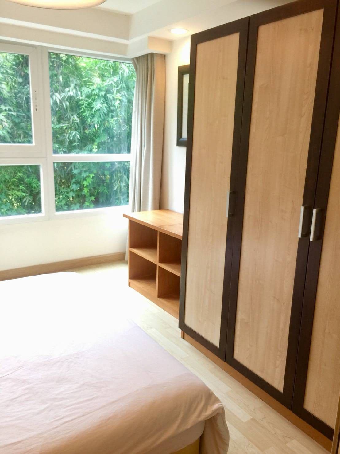 1 Bedroom Royal place for rent — photo 5