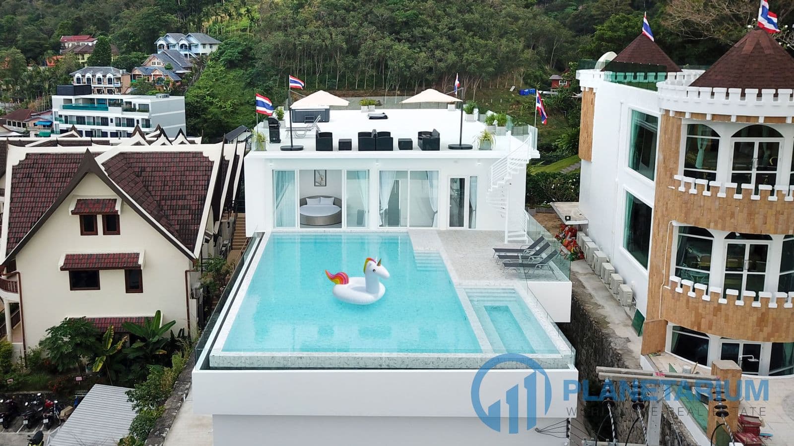 New modern luxury pool villa at patong — photo 2