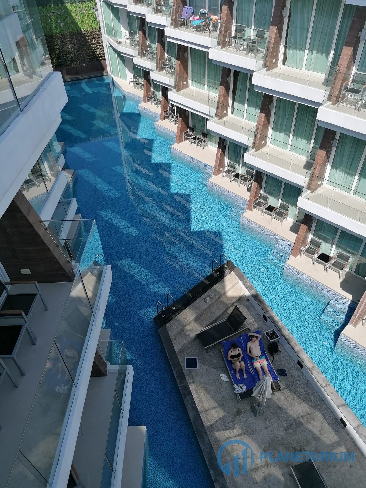 2 one bedroom suites with seaview resale — photo 1