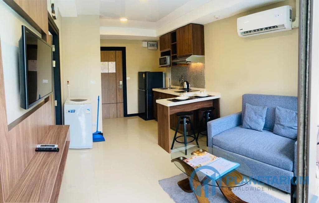 1 bedroom NBC resale — photo 3