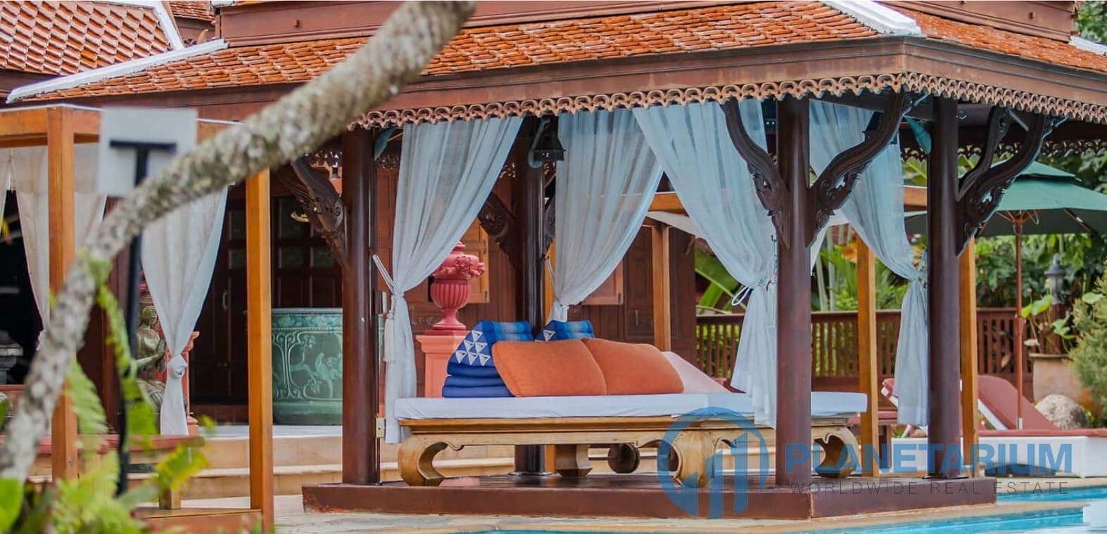 Thai-Style villas in Phuket Thailand, Rawai Resale — photo 1
