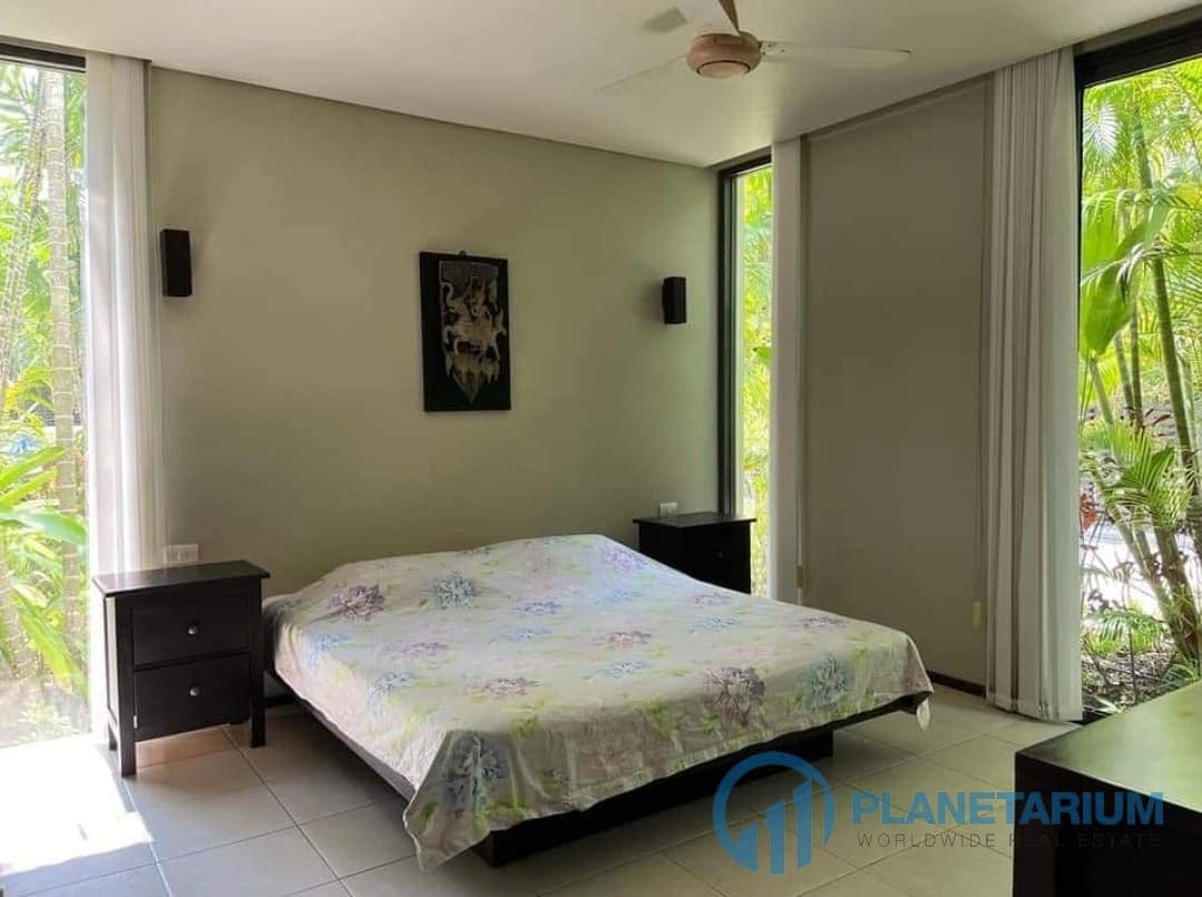 2 Bedrooms apartment on bangtao resale — photo 4