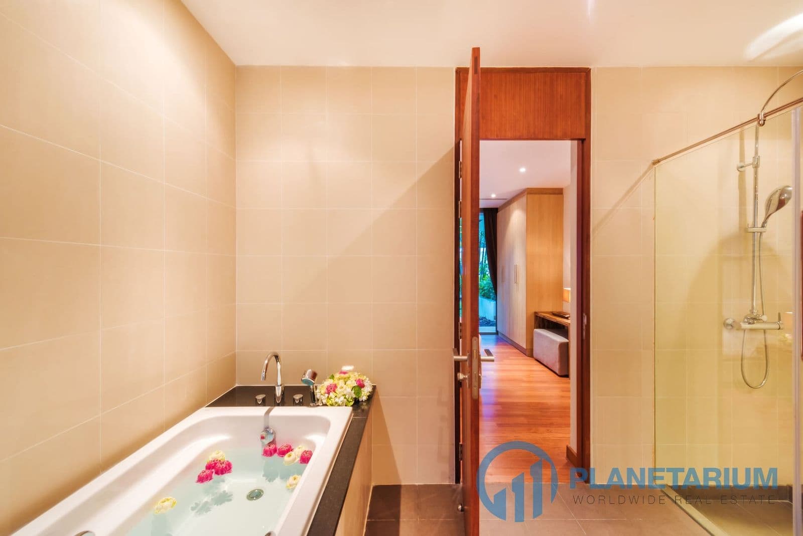 2 Bedrooms garden residence resale — photo 5