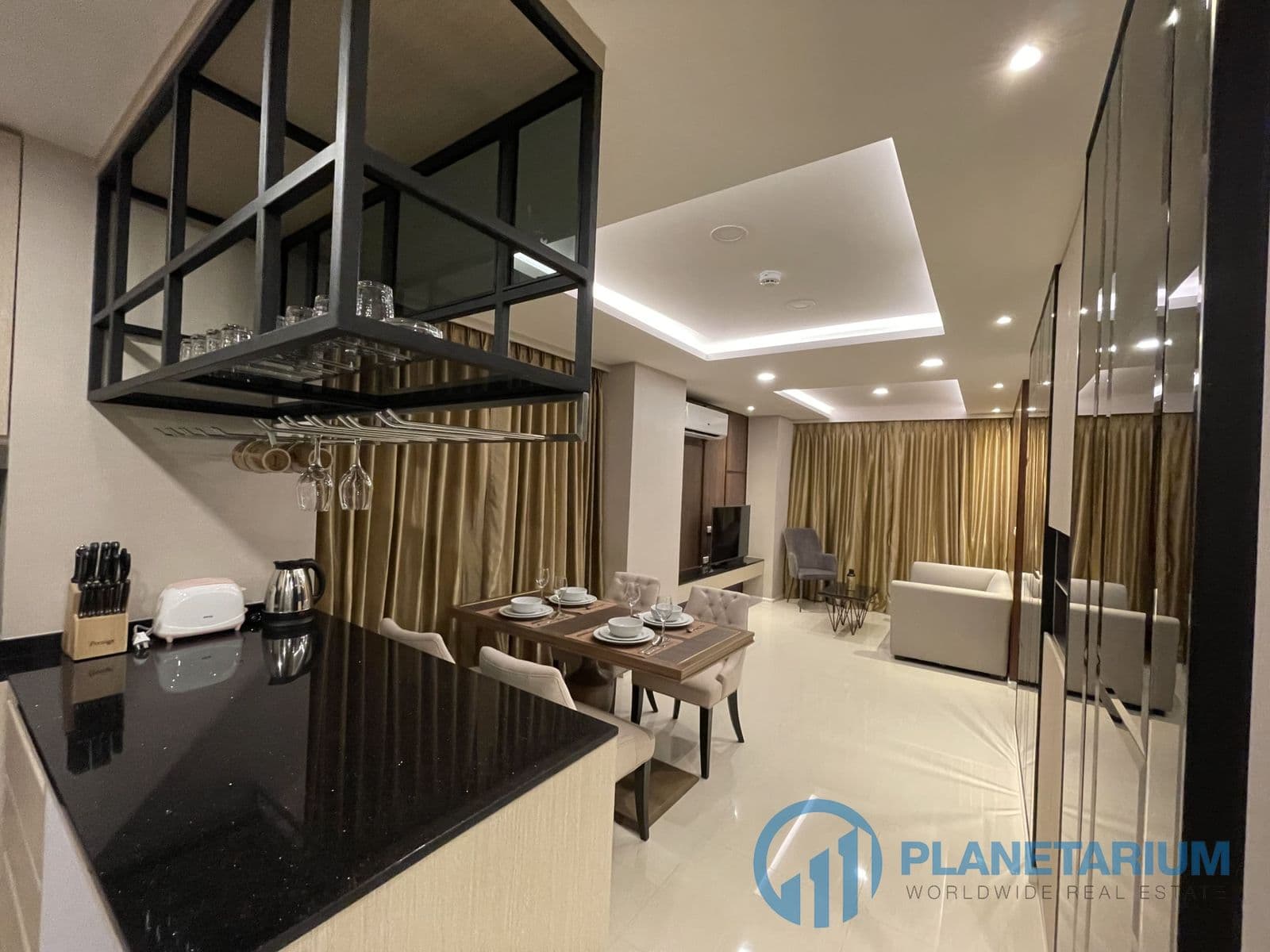 2 bedroom seaview apartment in Mida Grande Resort resale — photo 1