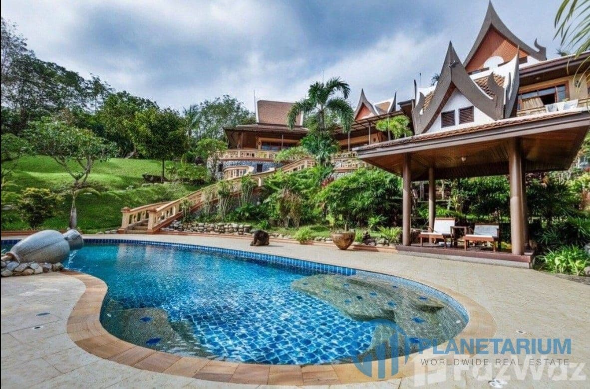 Luxury Thai – Style villa layan beach resale — photo 4