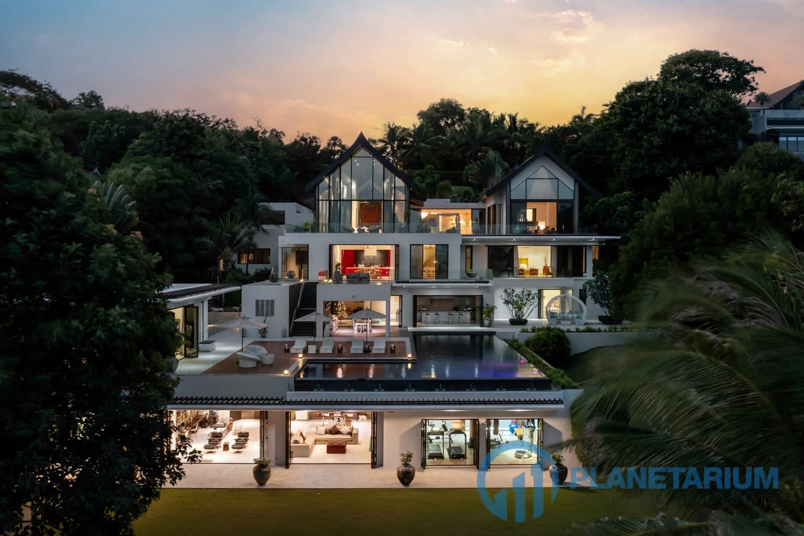 Luxury beachfront villa at yamu — photo 4