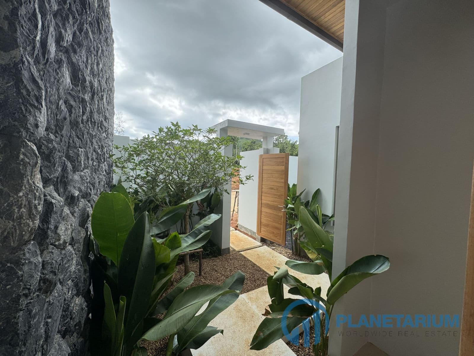 4 Bedroom Botanica forest villa for rent — photo 5
