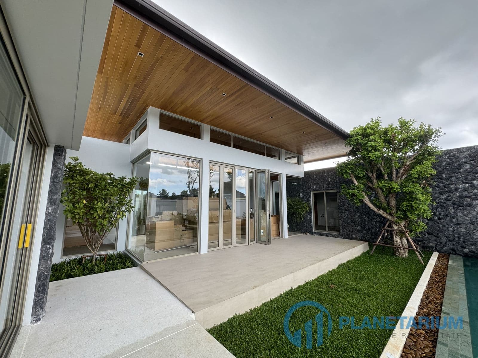 4 Bedroom Botanica forest villa for rent — photo 2