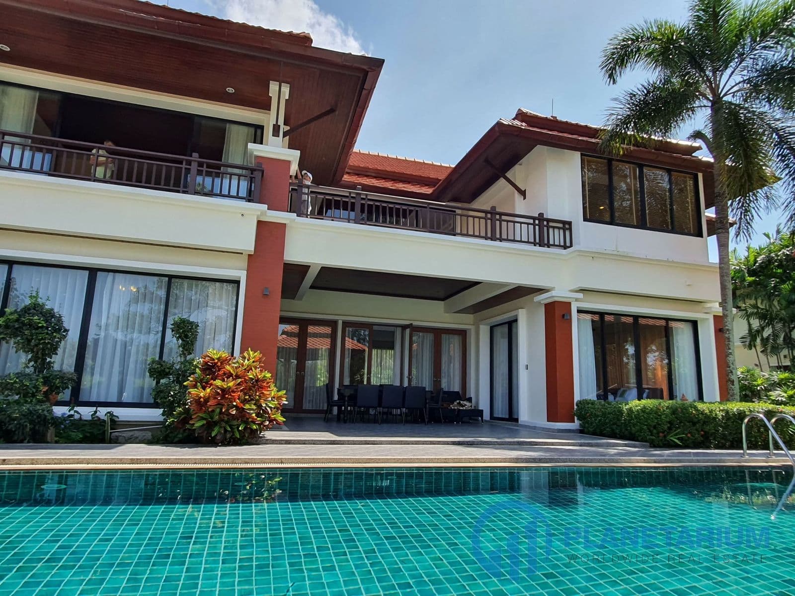 4 Bedrooms Laguna for rent — photo 1