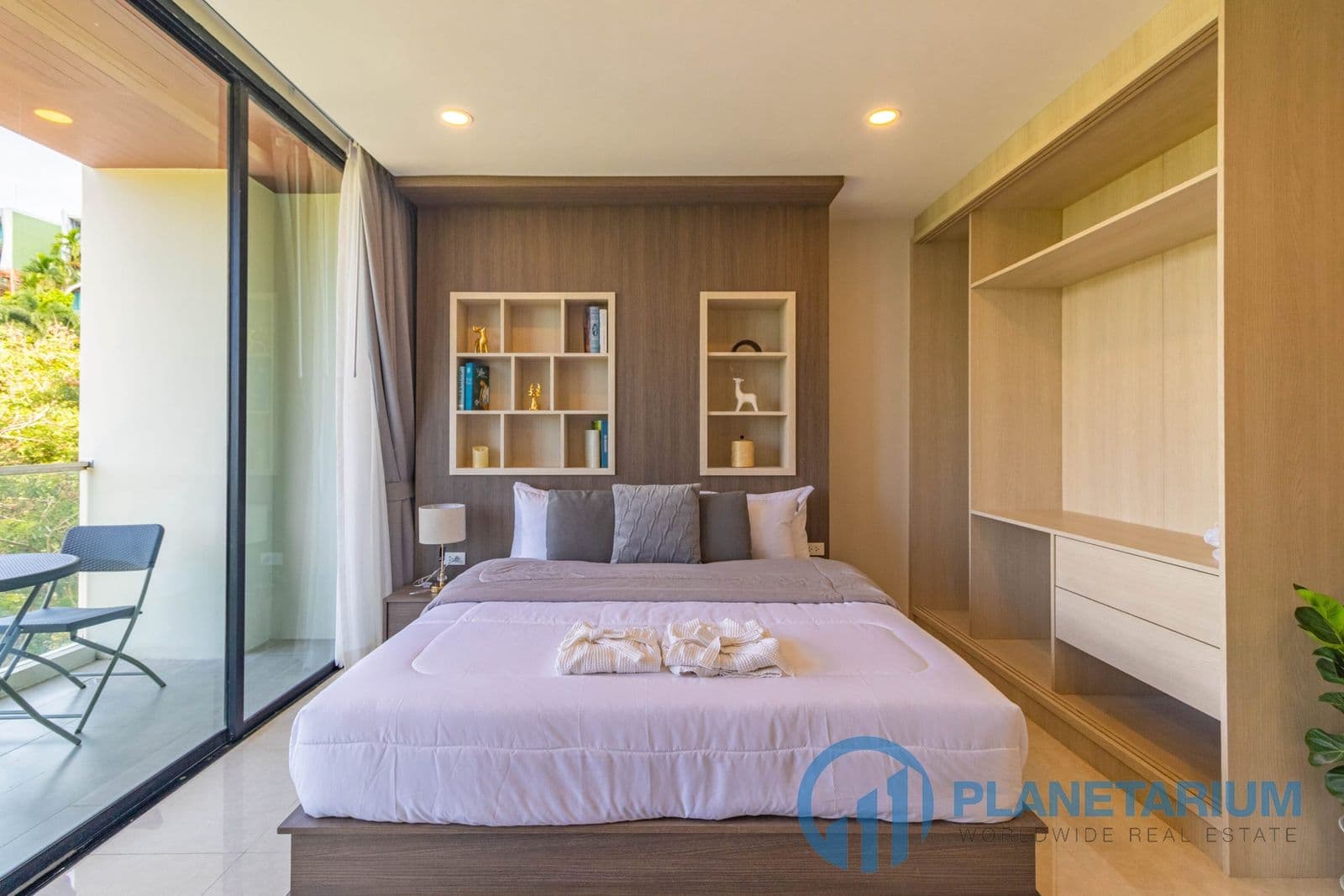 Studio seaview Viva patong condo resale — photo 3