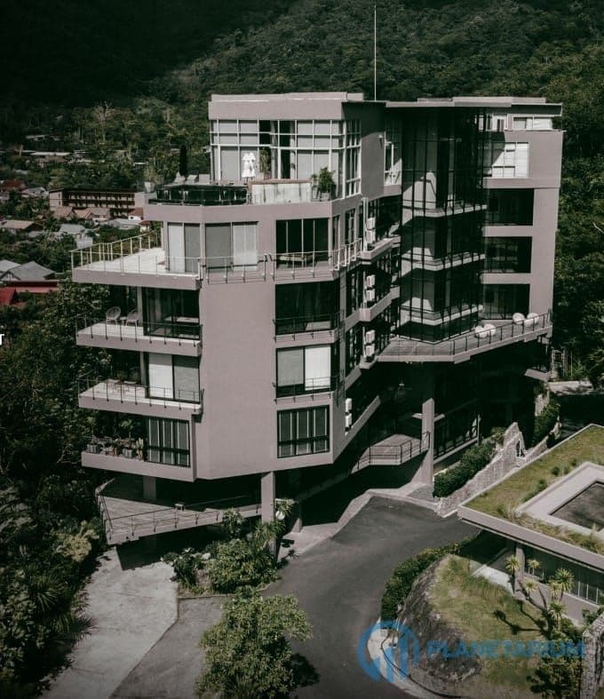 Boutique Low – Rise Condominium in Kamala — photo 2