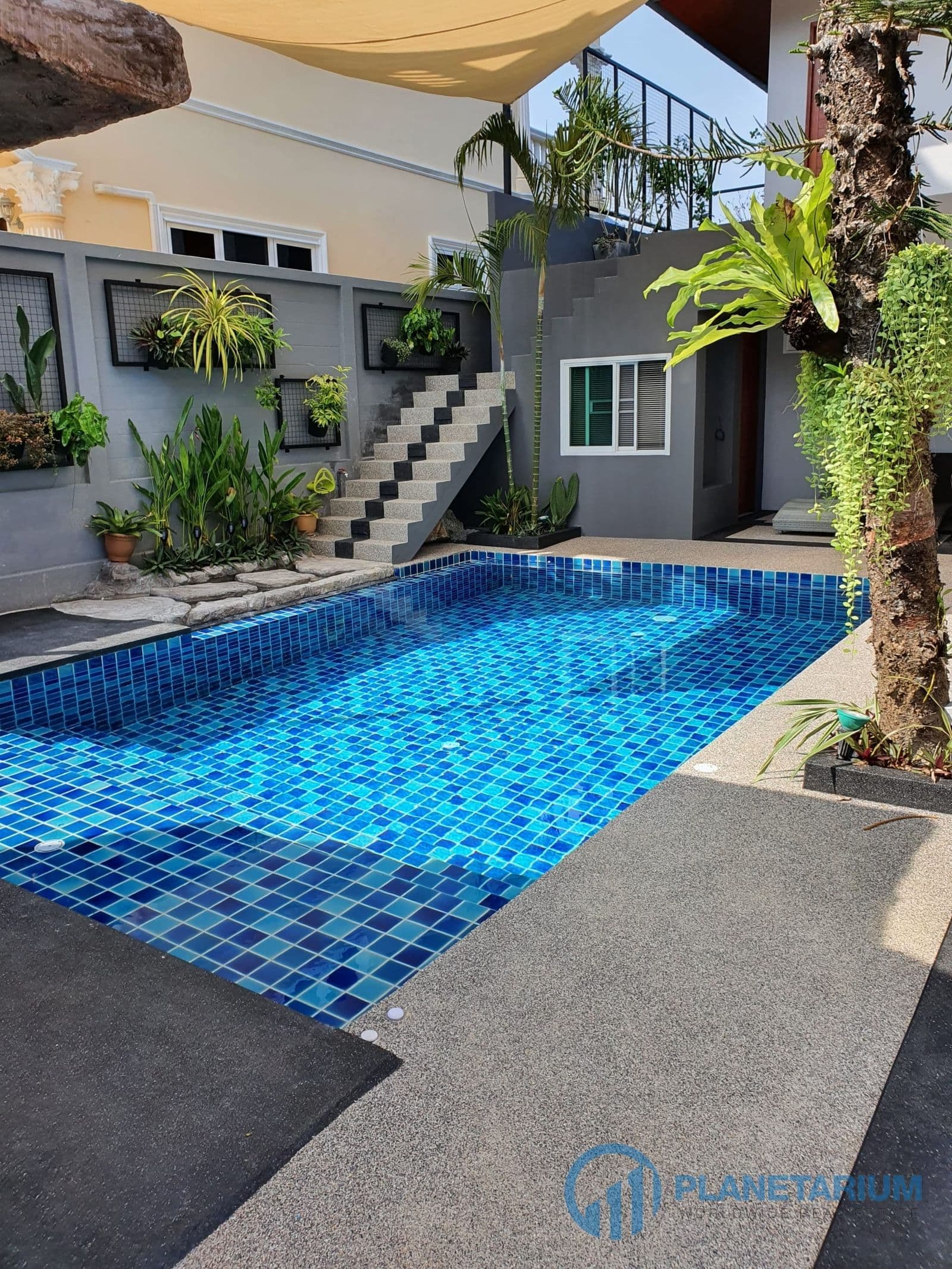 4 bedrooms luxury villa saiyuan for rent — photo 1