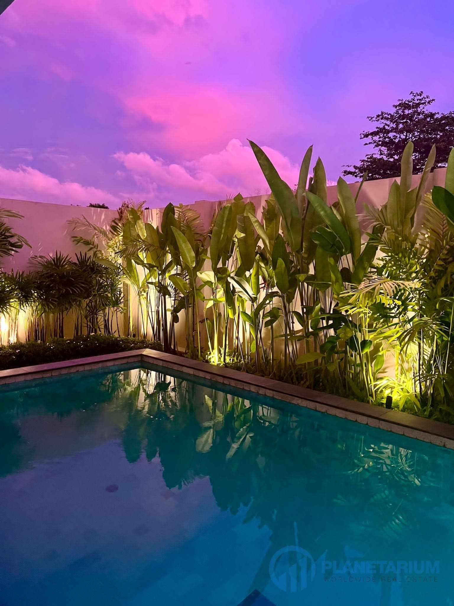 2 Bedrooms Laguna Resale — photo 1