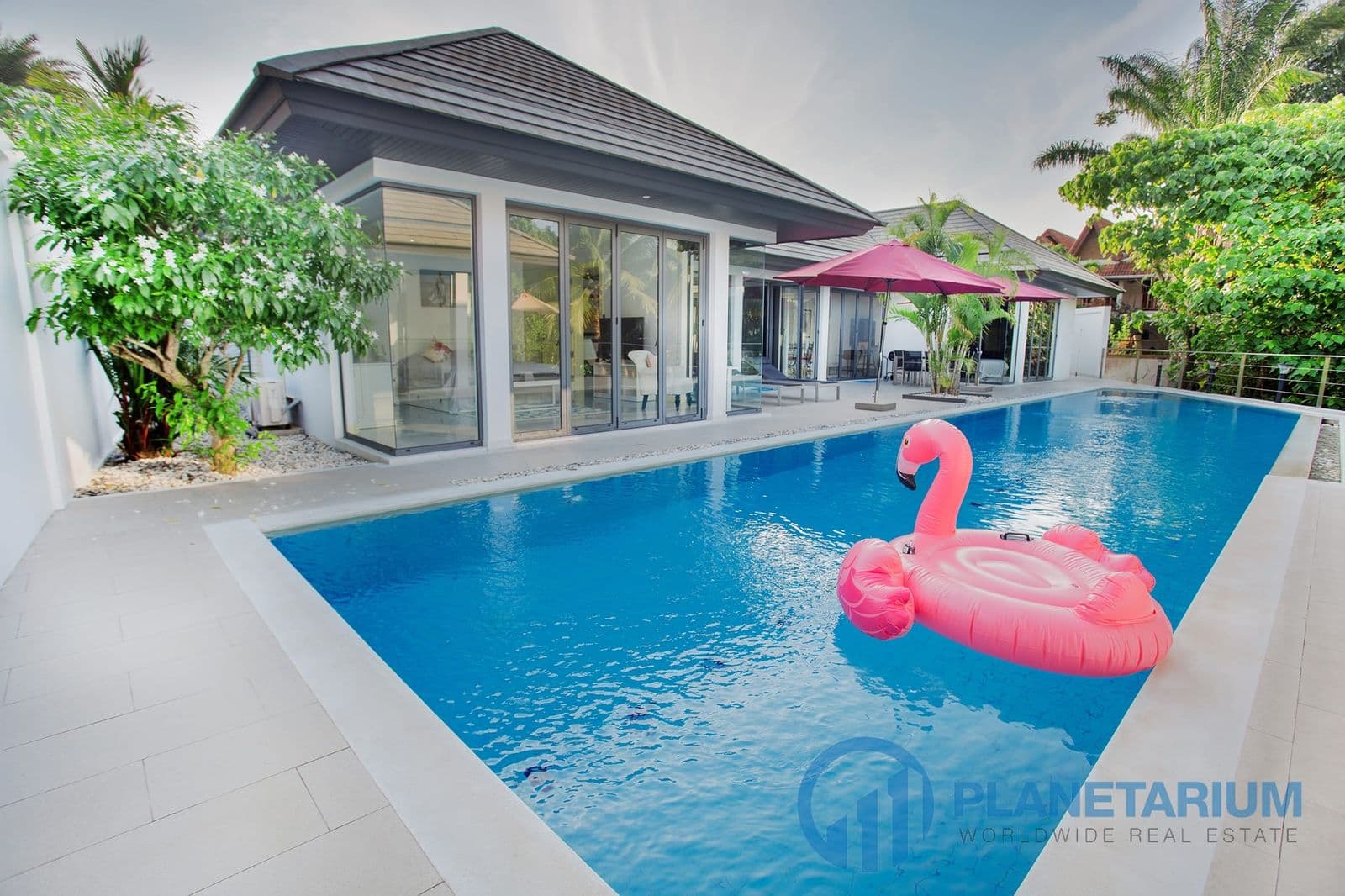 Beautiful large villa Resale — photo 2