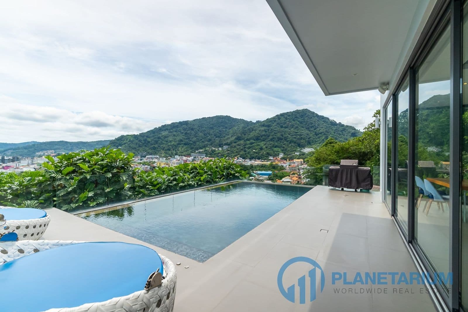 5 Bed / 5 Bath pool villa patong for rent — photo 3
