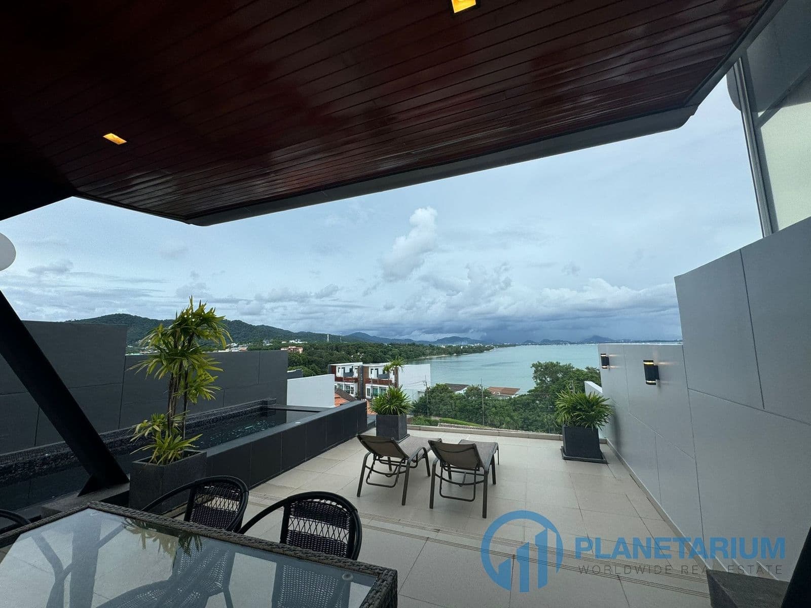 4-storey Aqua Villa Rawai resale — photo 2