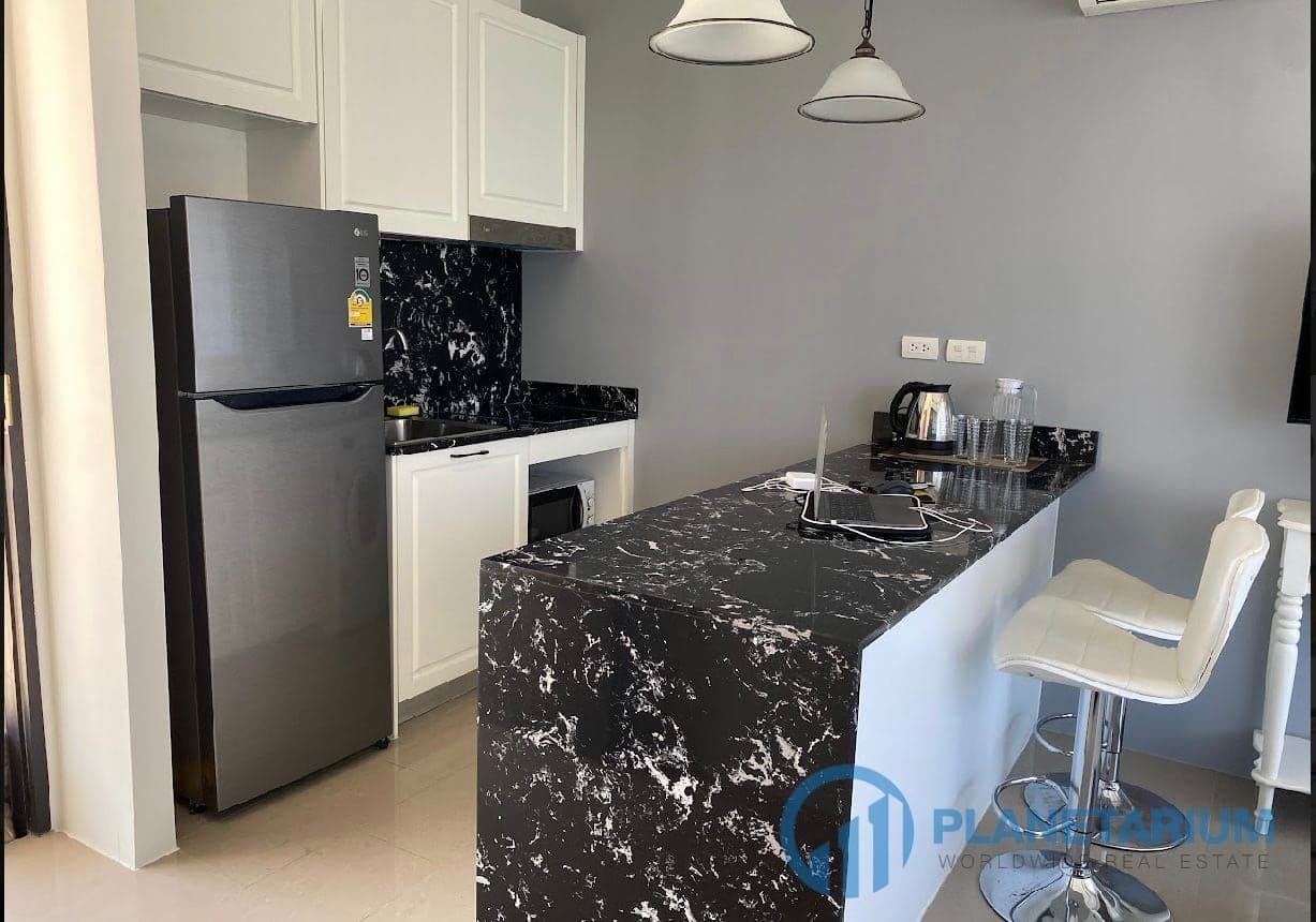 1 Bedroom Palmyrah Surin Resale — photo 2