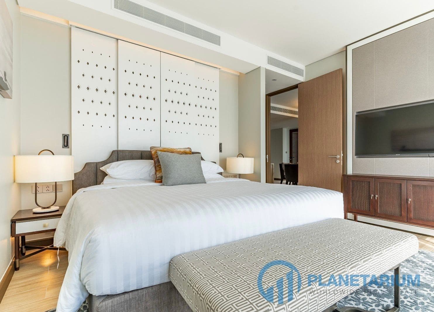 2 Bedrooms Ansana Ocean View Resale — photo 4