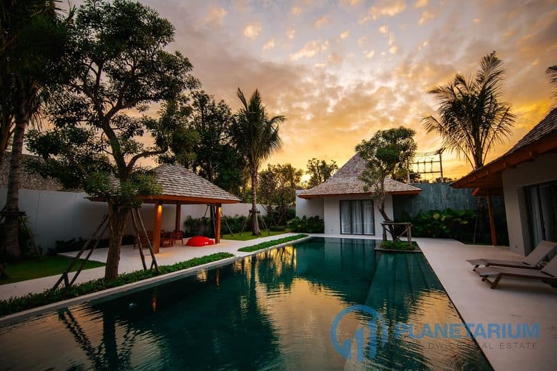 4 Bedrooms Anchan Tropicana resale — photo 1