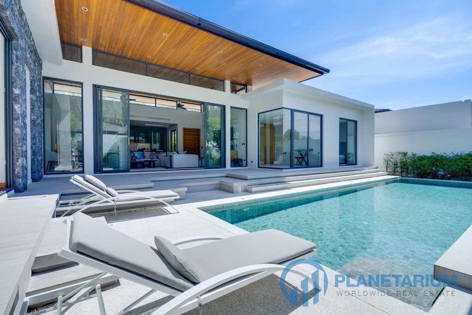 4 Beds Botanica Modern Loft 1 Resale — photo 3
