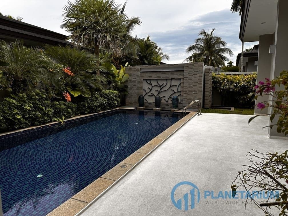4 Bedrooms Peykaa pool villa resale — photo 4