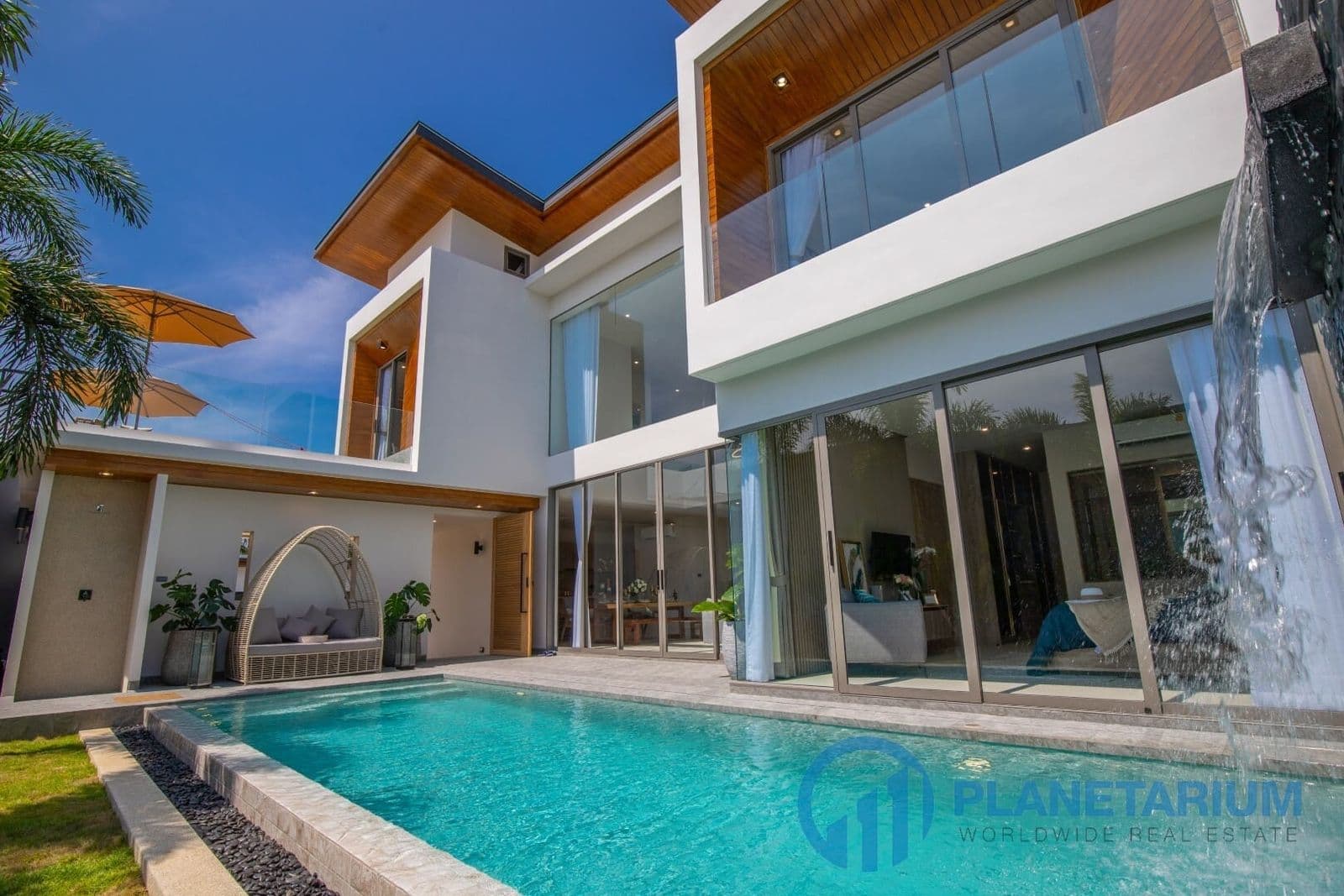 3 Bedrooms Zenithy villa resale — photo 2