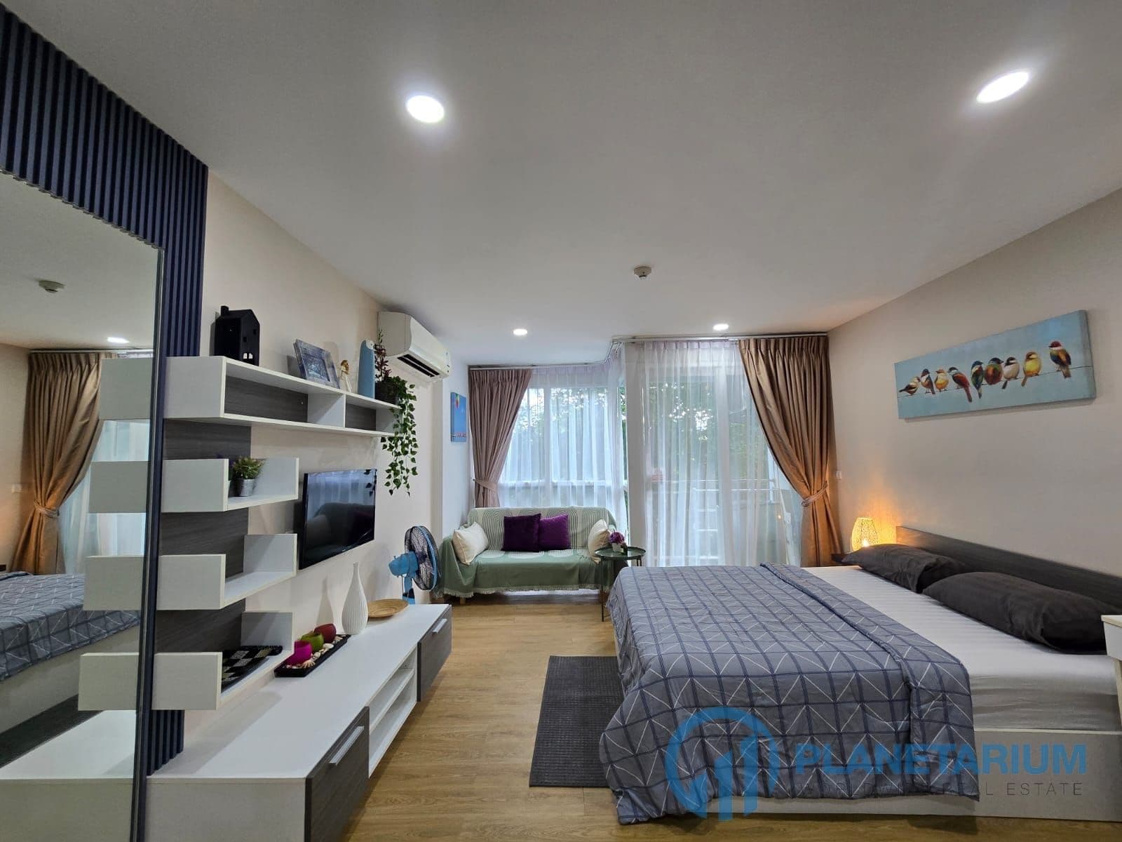 1studio room kata ozone resale — photo 1