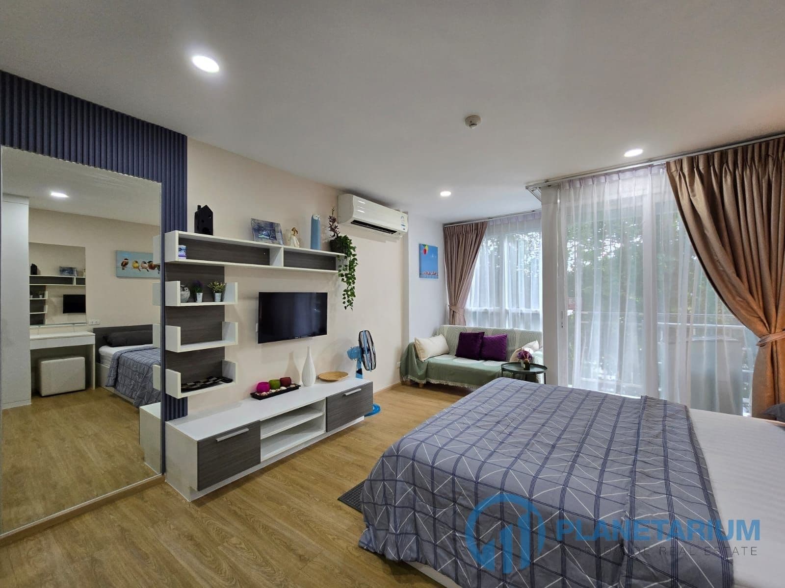 1studio room kata ozone resale — photo 2