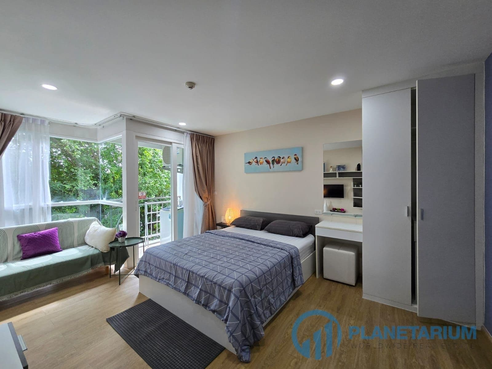 1studio room kata ozone resale — photo 3