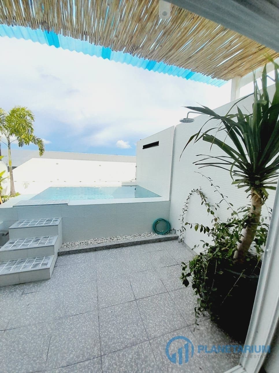 3 Beds seaview villa saiyuan resale — photo 5