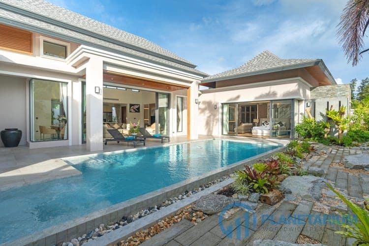 3 Bedrooms The Breeze villa for sale — photo 1