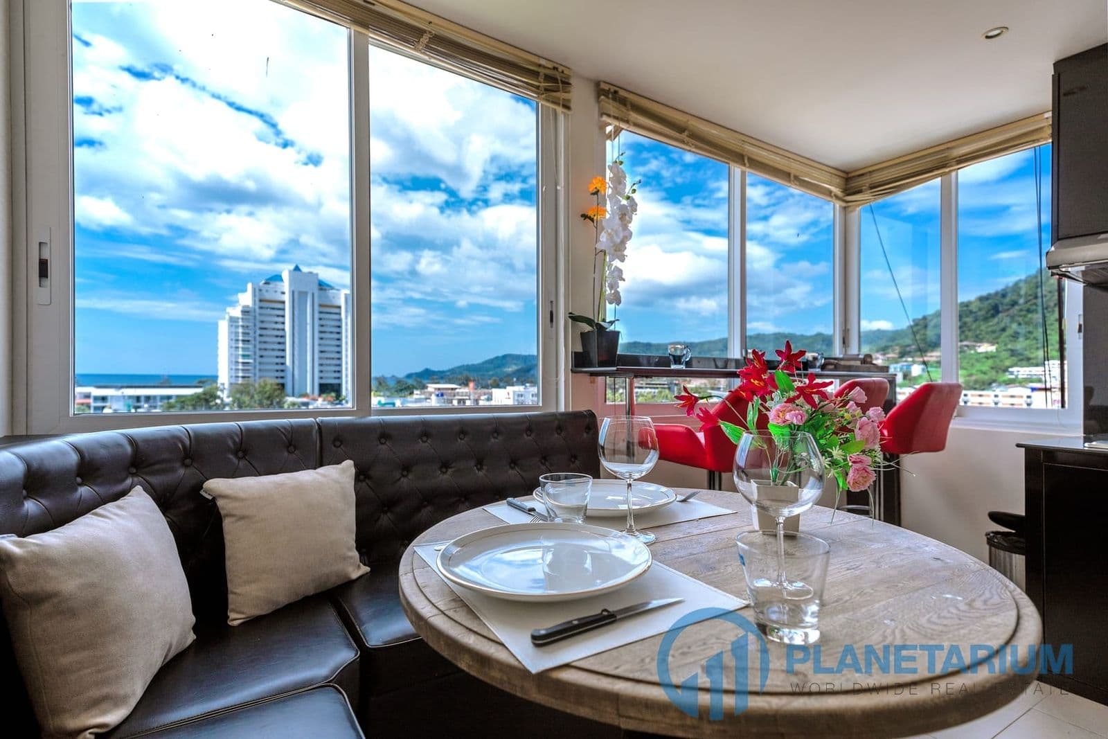 Chic penthouse patong resale — photo 1