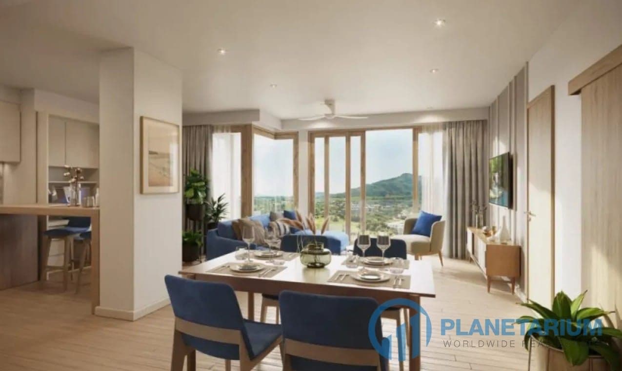 2 Bed / 2 bath Laguna Beachside Resale — photo 4