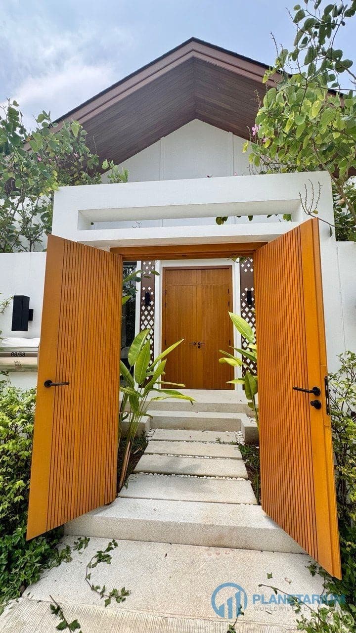 3 Bedrooms Luxury Ozone Villa resale — photo 5