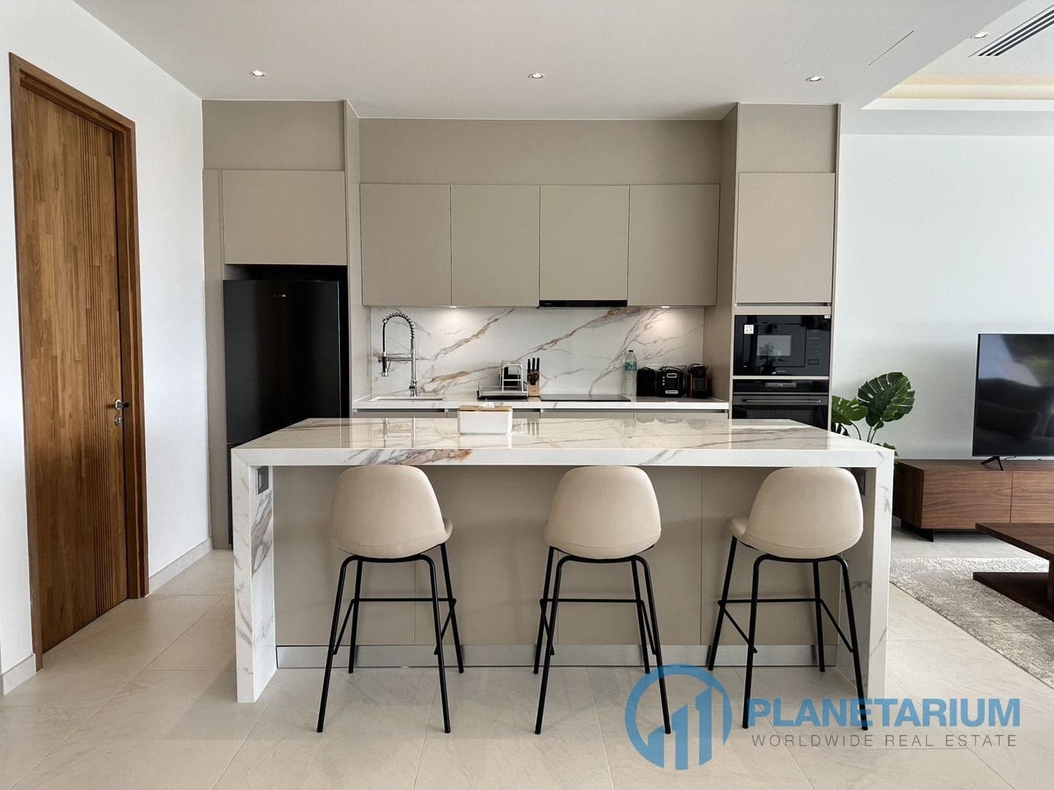 2 Bedrooms Andamaya Surin Resale — photo 2
