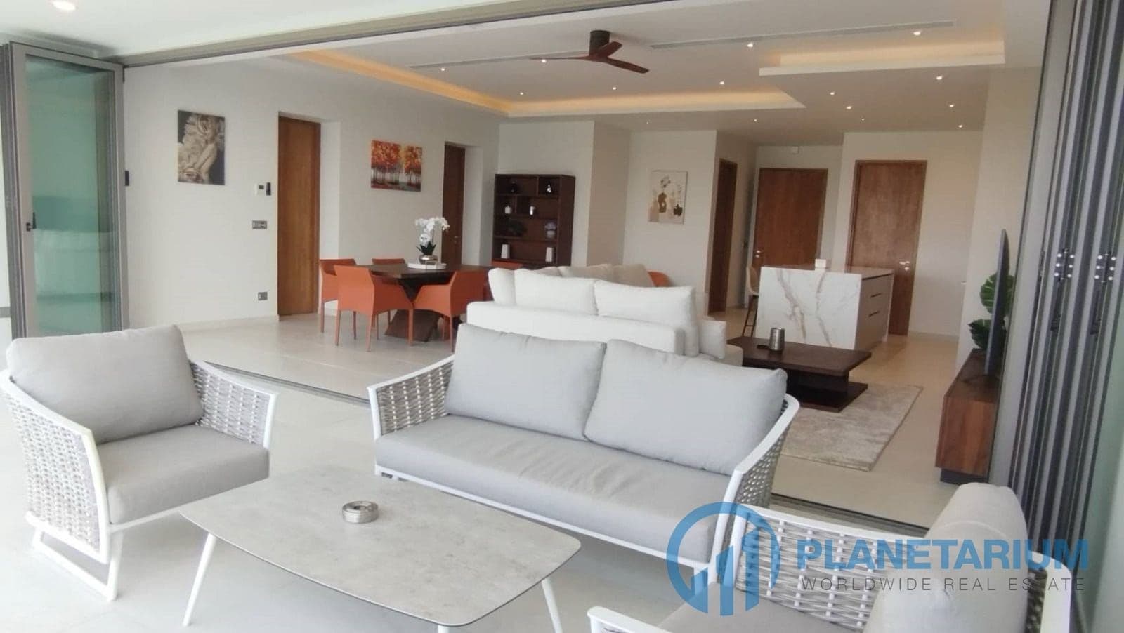 2 Bedrooms Andamaya Surin Resale — photo 4