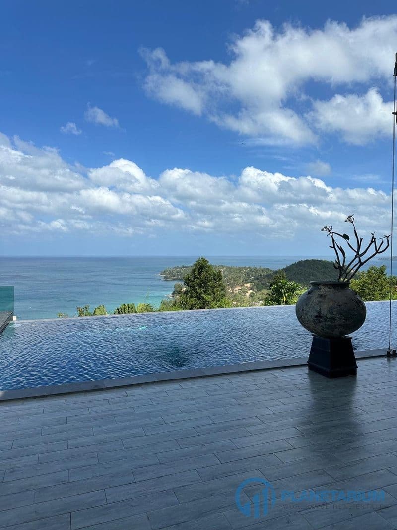 Super Seaview Villa Laemsingh Resale — photo 1