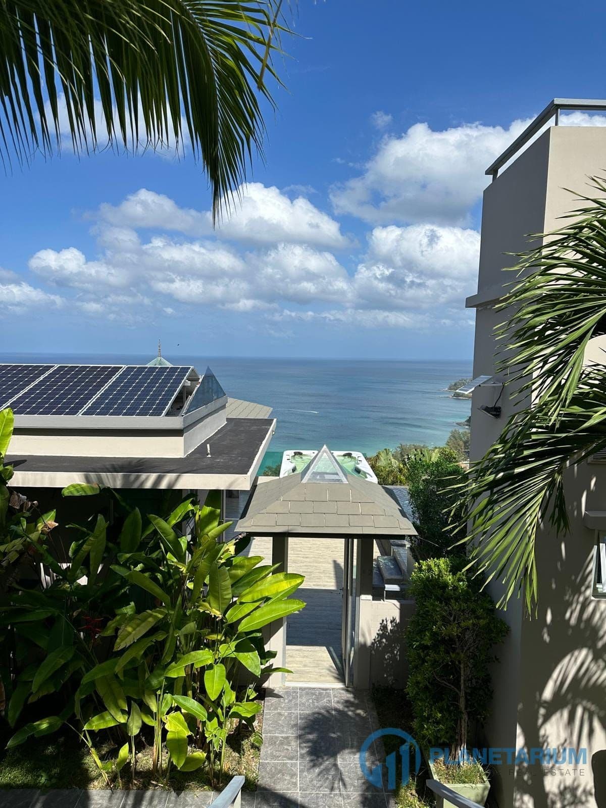 Super Seaview Villa Laemsingh Resale — photo 5
