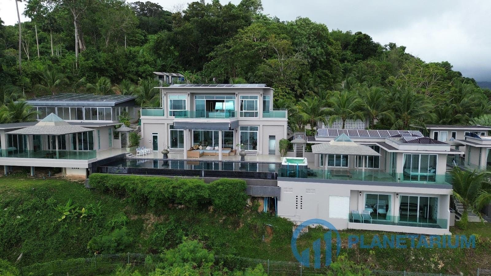 Super Seaview Villa Laemsingh for rent — photo 1