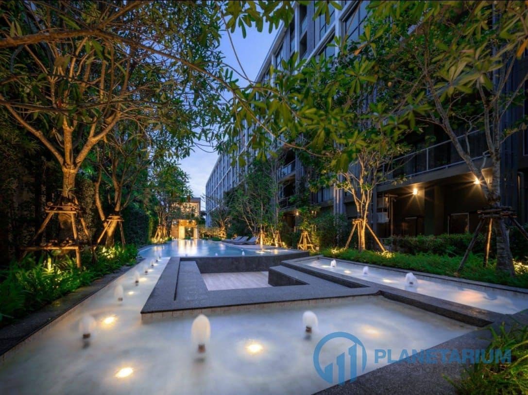 1 bedroom space condominium resale — photo 2