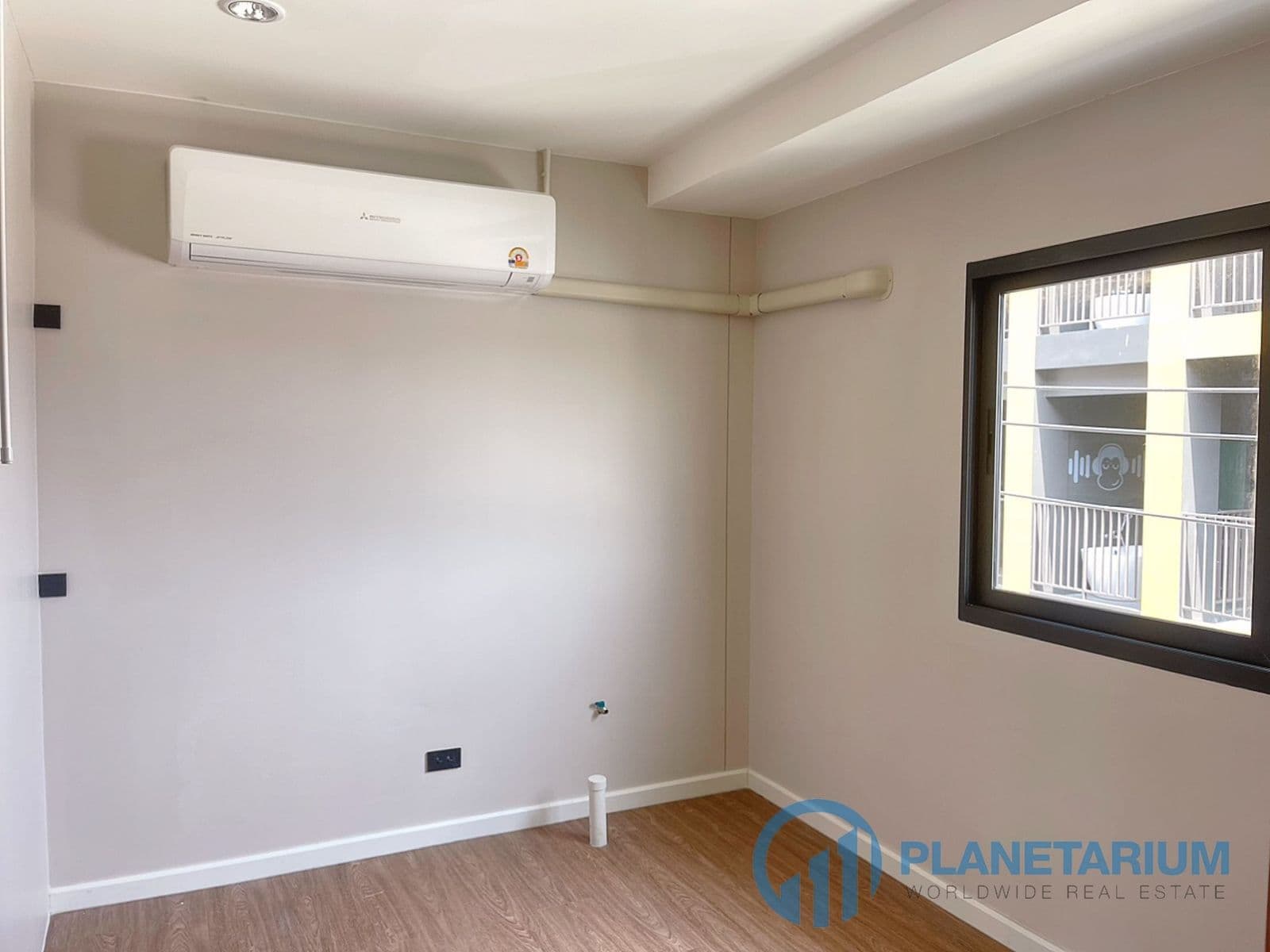 Commercial space for rent near boat avenue — photo 5