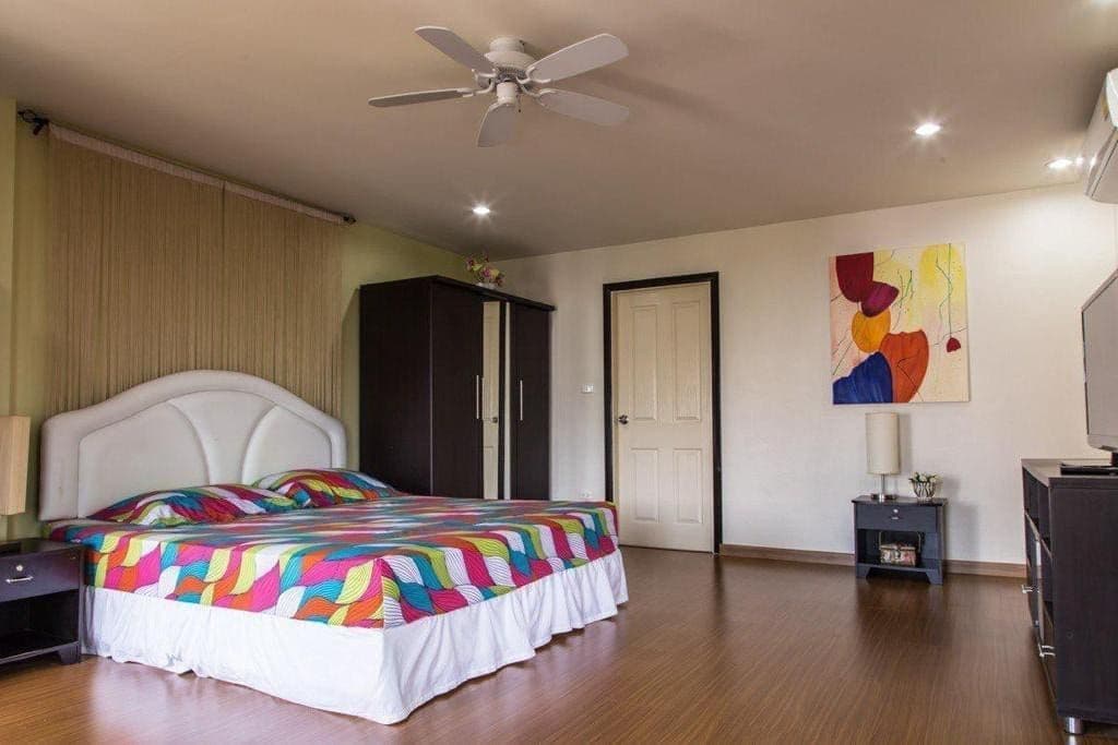 Spacious Apartment in Nai Harn Condo — photo 5