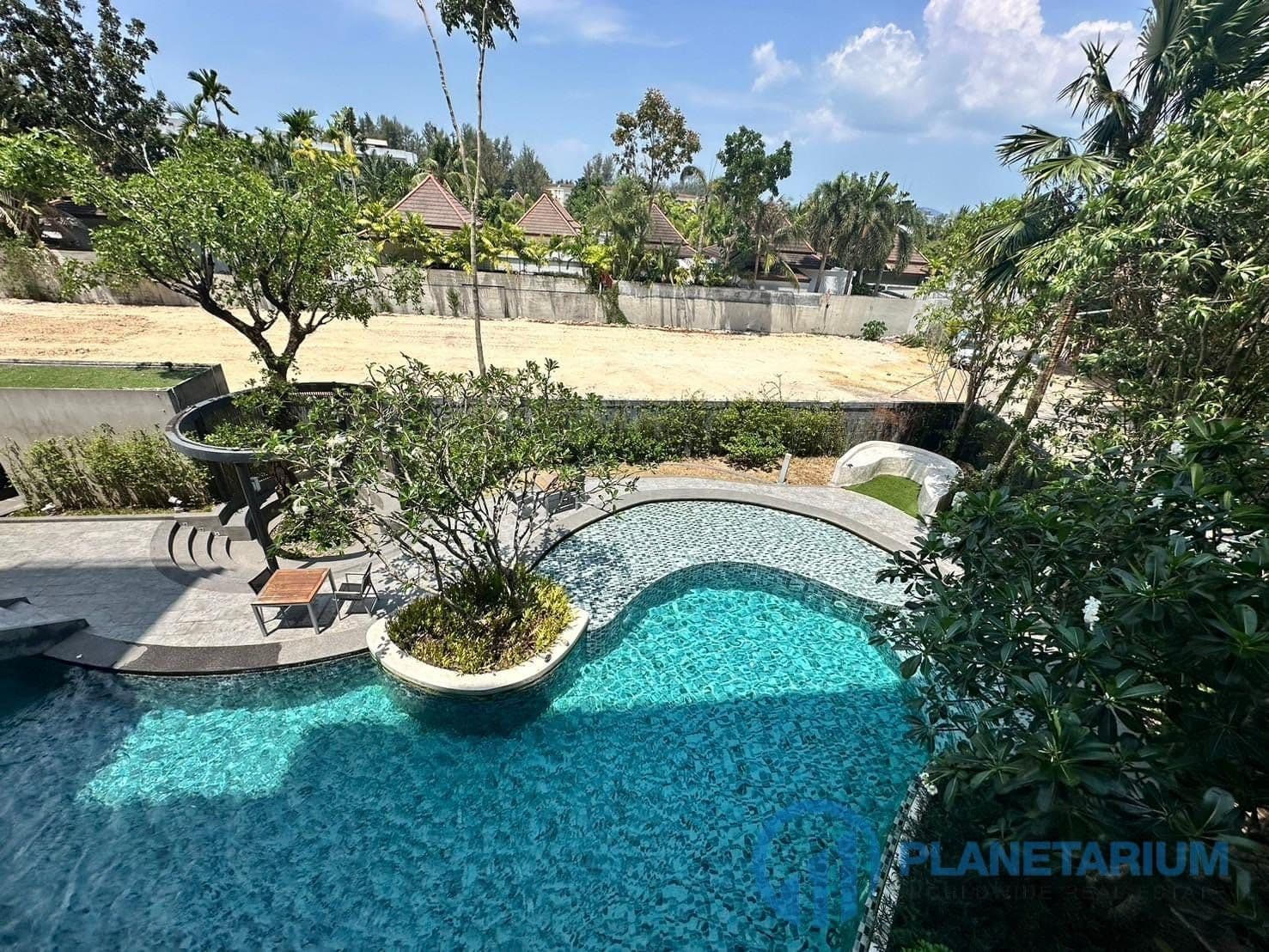 2 Bedrooms Aristo surin resale — photo 3