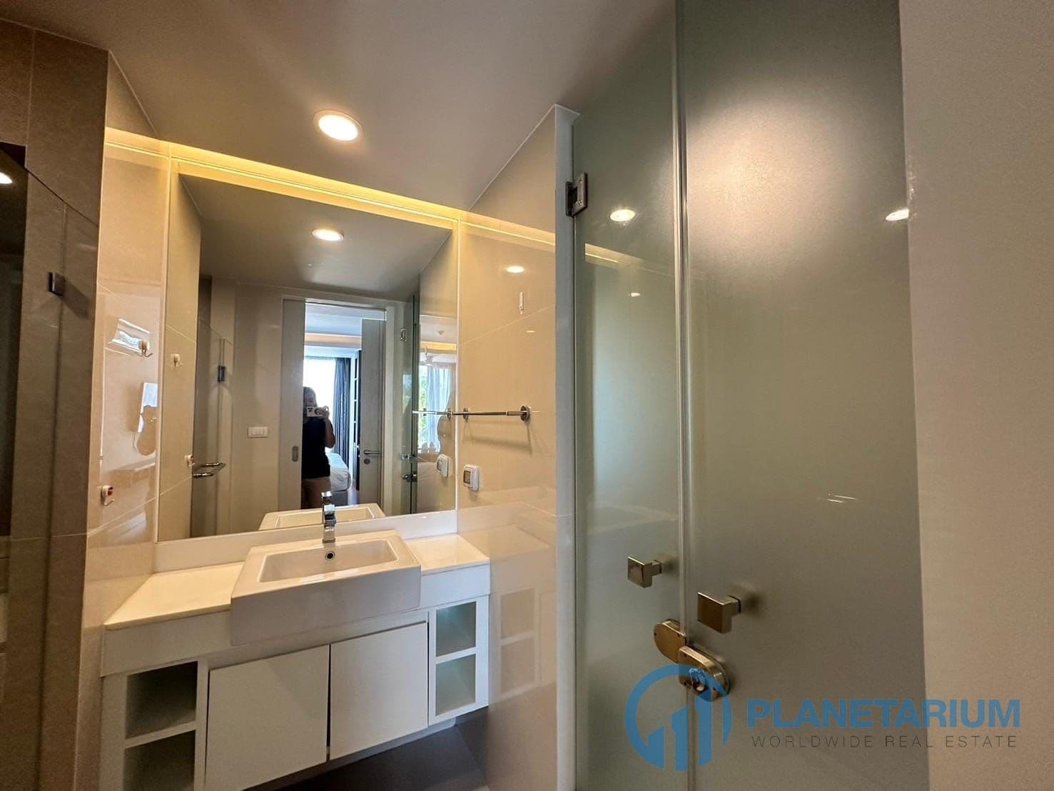 2 Bedrooms Aristo surin resale — photo 5